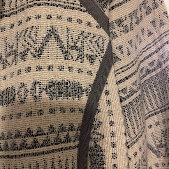 Embroidered Jacket. - Picture 4 of 8